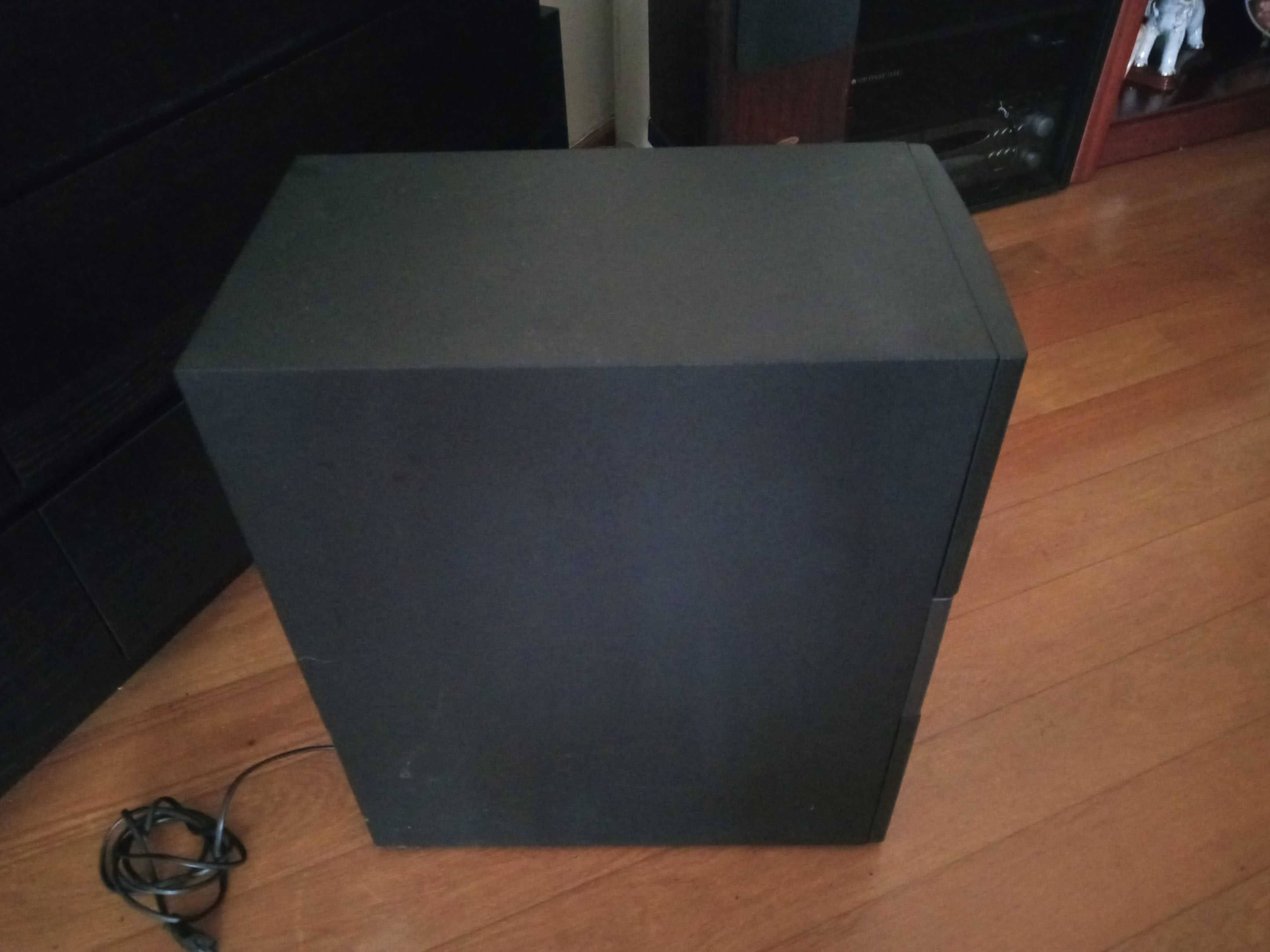Subwoofer ativo Celestion CSW MKII (150 W)