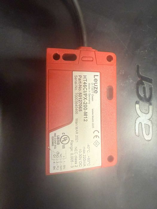 LEUZE HT46CI/PX-200-M12     Czujnik z tłumieniem tła