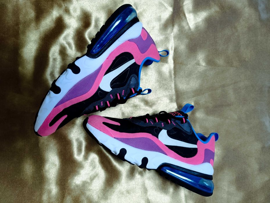 Кросівки спортивні жіночі Nike Air Max 270 React