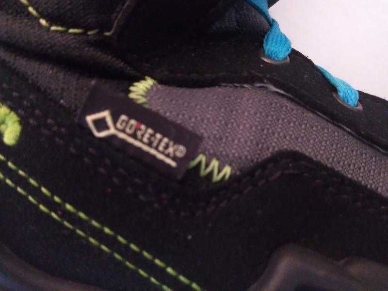 Черевики зимові шкіряні дитячі lowa gore-tex.