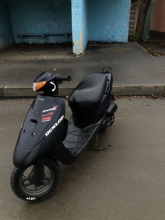 Скутер Suzuki lets 2 old
