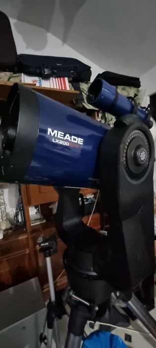 Telescópio MEADE LX 2000 GPS