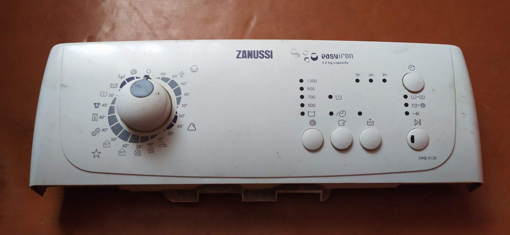 Продам запчастини до пральної машини Zanussi Занусі ZWQ5130