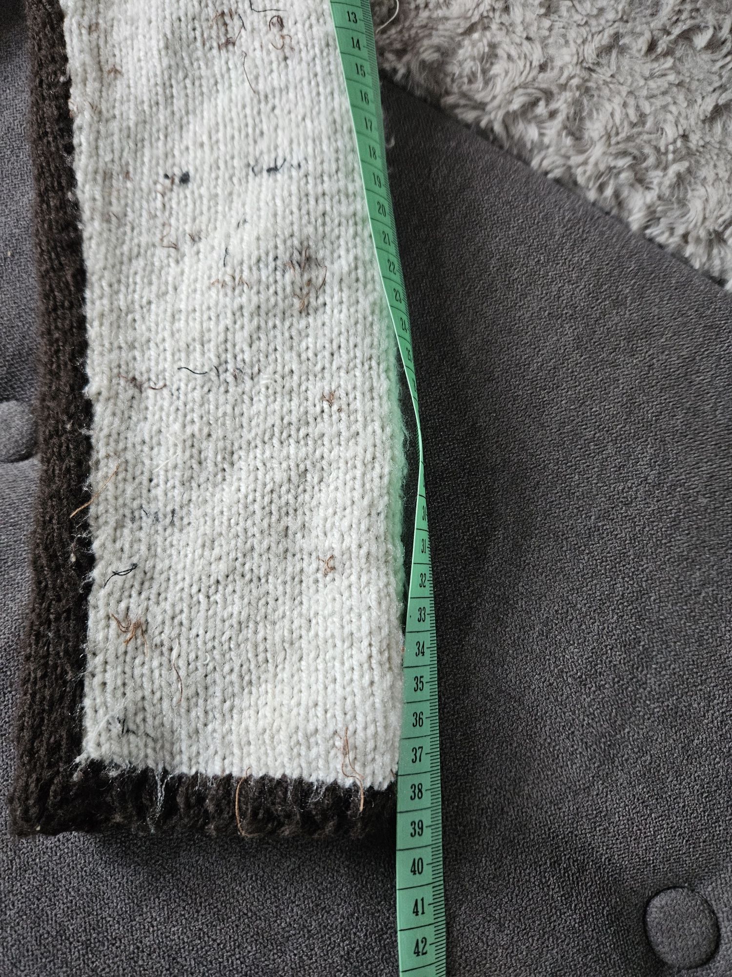 Sweter na zamek rozmiar 128