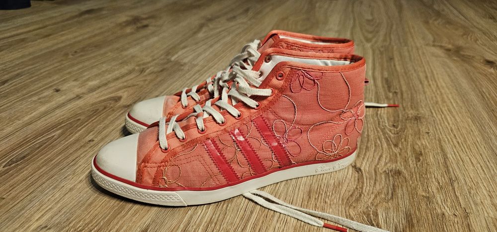 Adidas trampki damskie wysokie rozmiar 40 wkładka 25cm używane