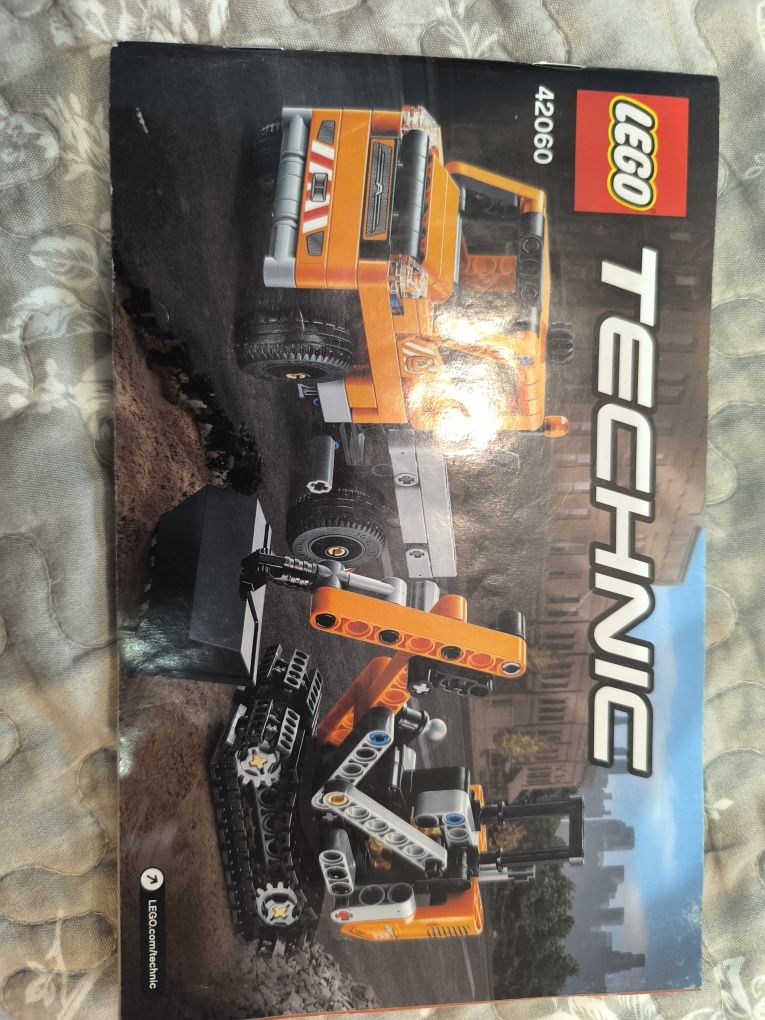 Lego technic 42060 - ekipa robót drogowych