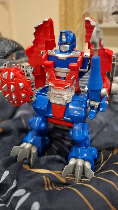Figurka transformers rescue bots