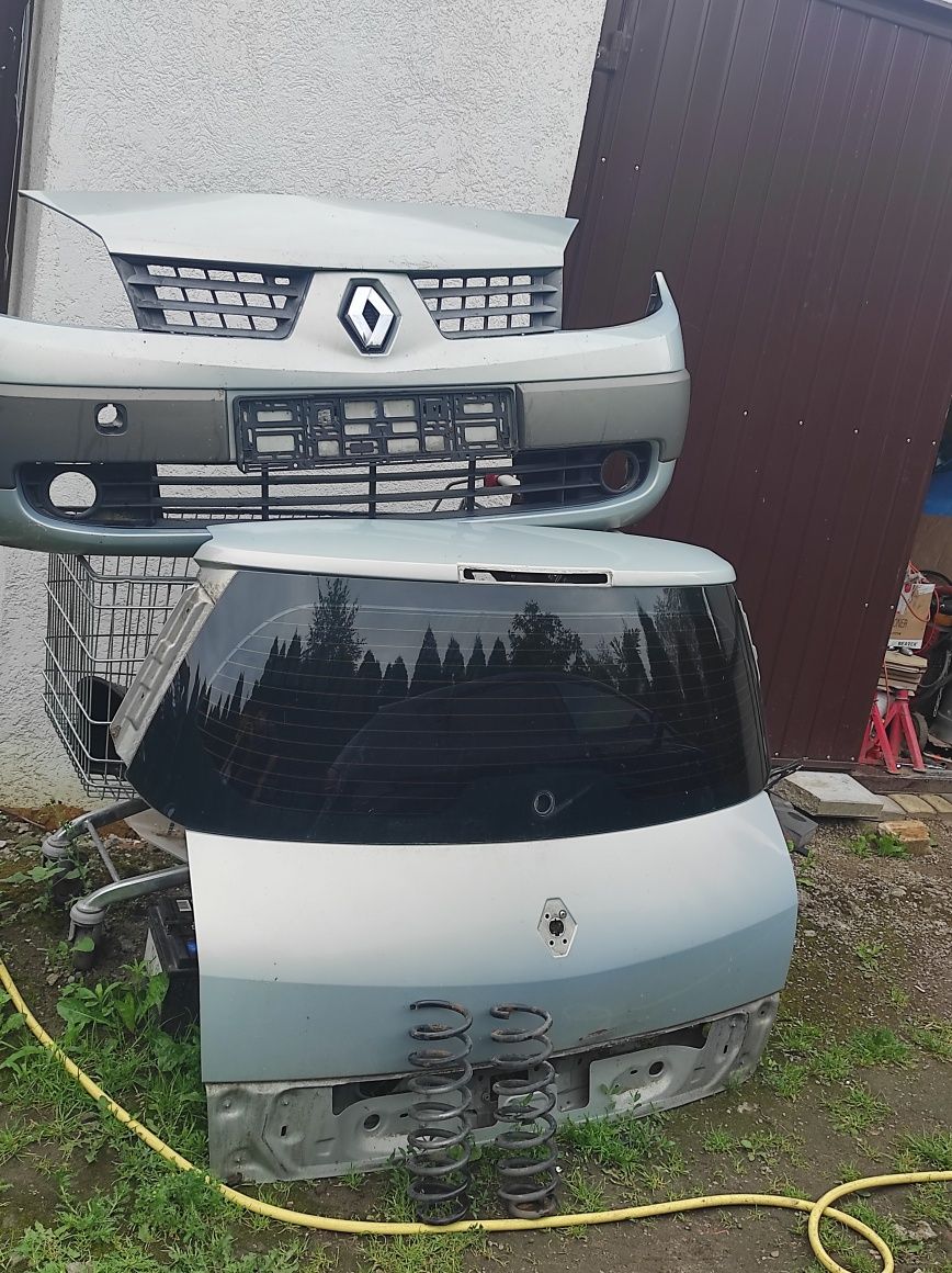 Klapa T, zderzak P, sprężyny tył przed lift