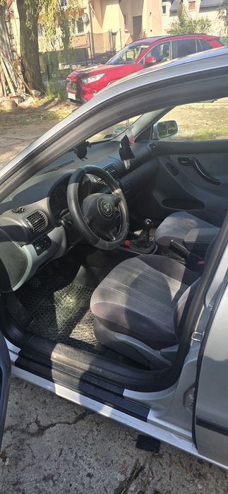 Seat Toledo 1.6 benzyna