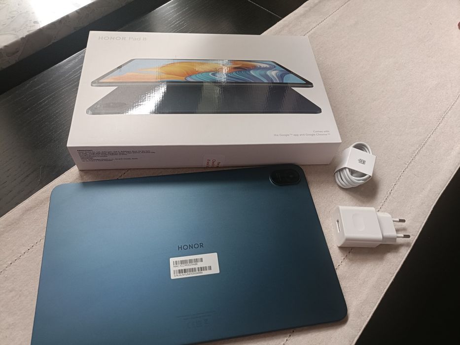 Tablet Honor Pad 8
