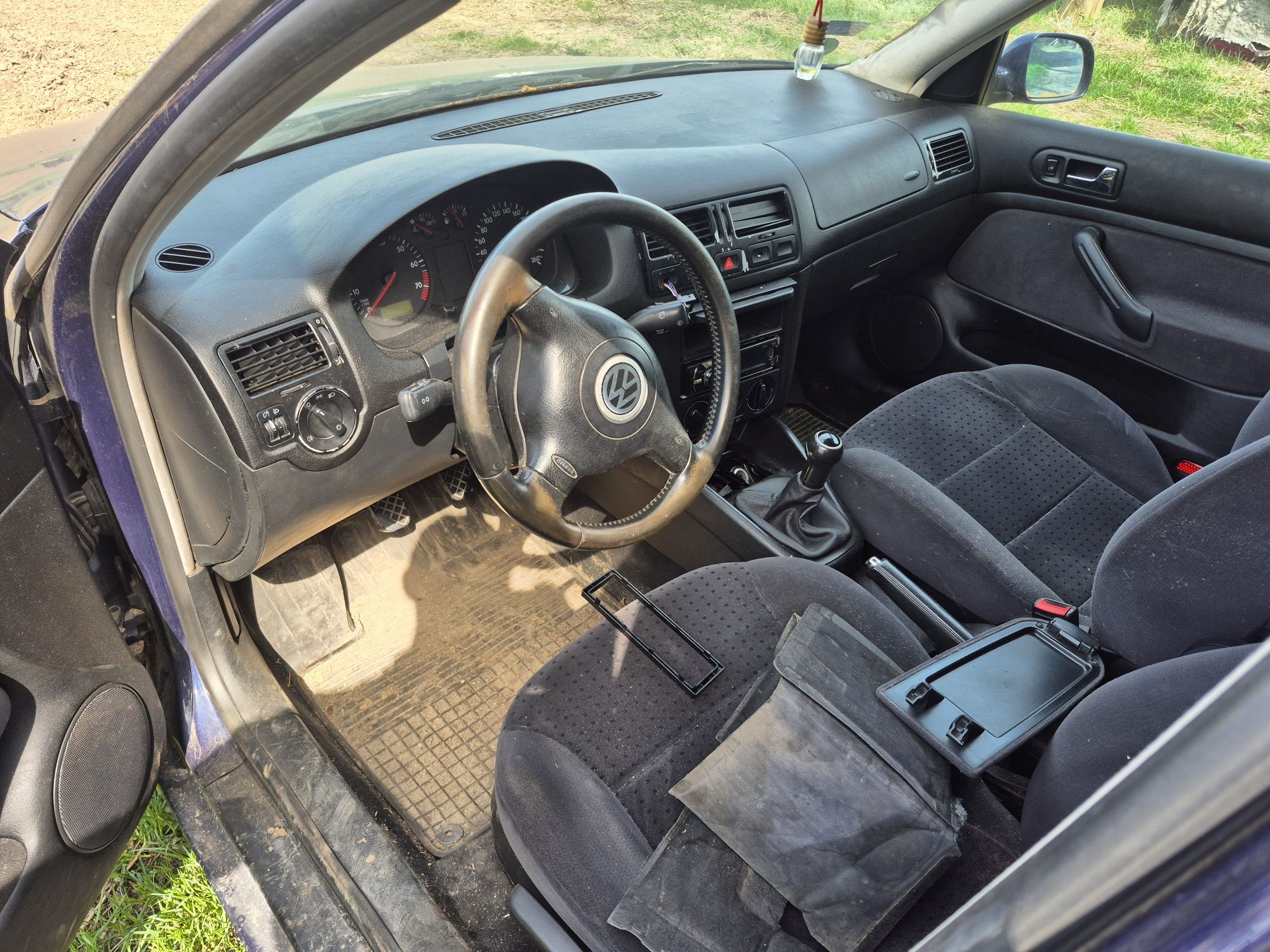 Części vw bora silnik 2.0 AQY skrzynia EGC kolor LB5N