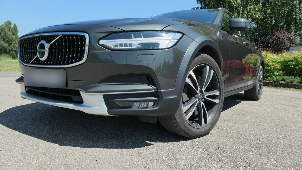 Volvo V90 Cross Country Volvo V90 Cross Country D5 AWD