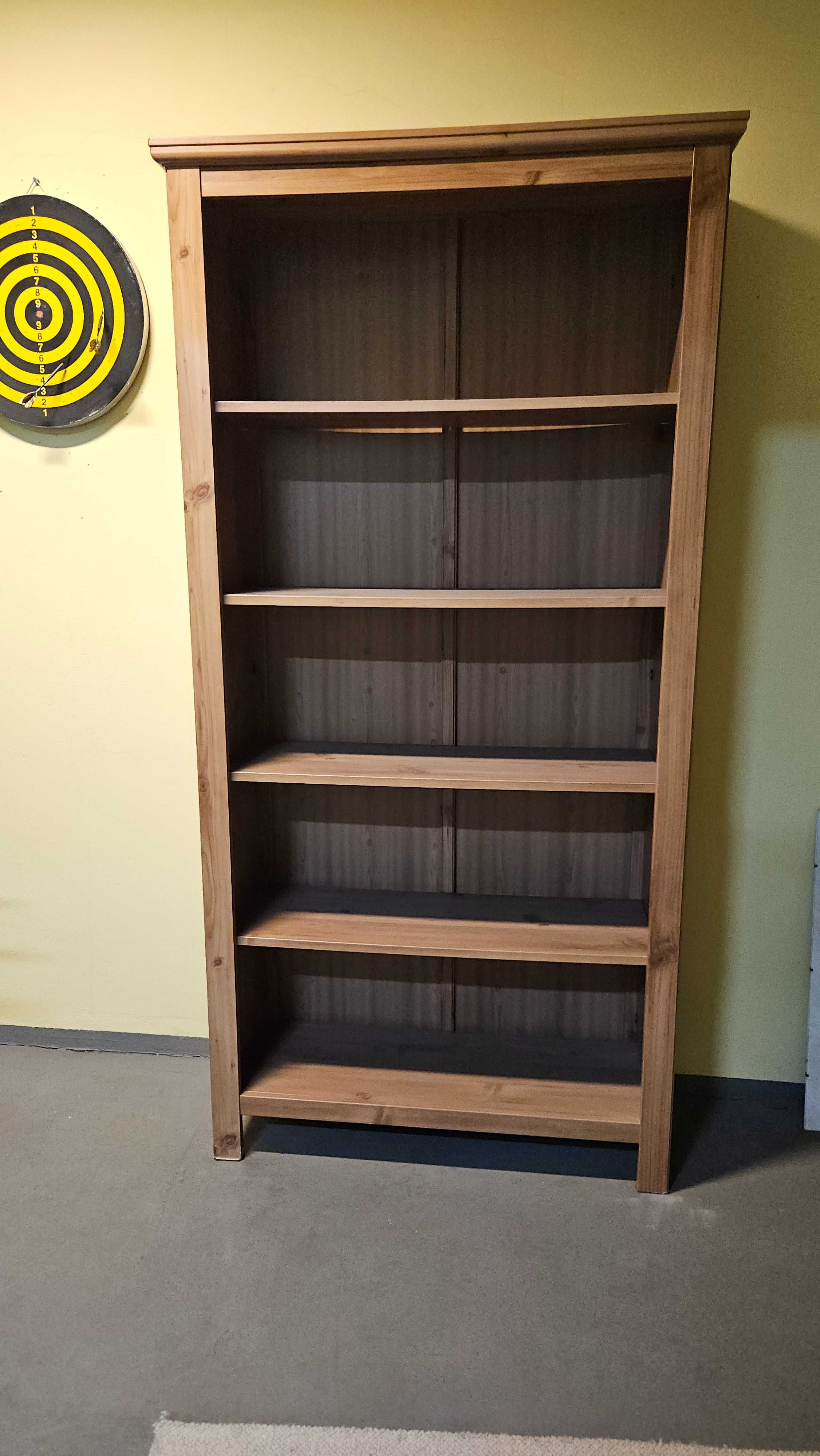Regał IKEA Grevback z półkami