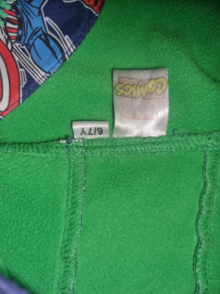 Śliczna kurtka softshell Marvel 6-7 lat.