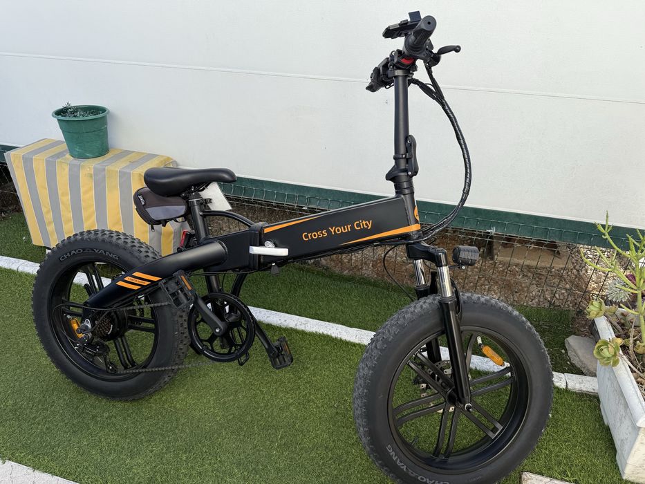 Bicicleta Elétrica Dobrável ADO A20F XE (Vel. máxima: 25 km/h)