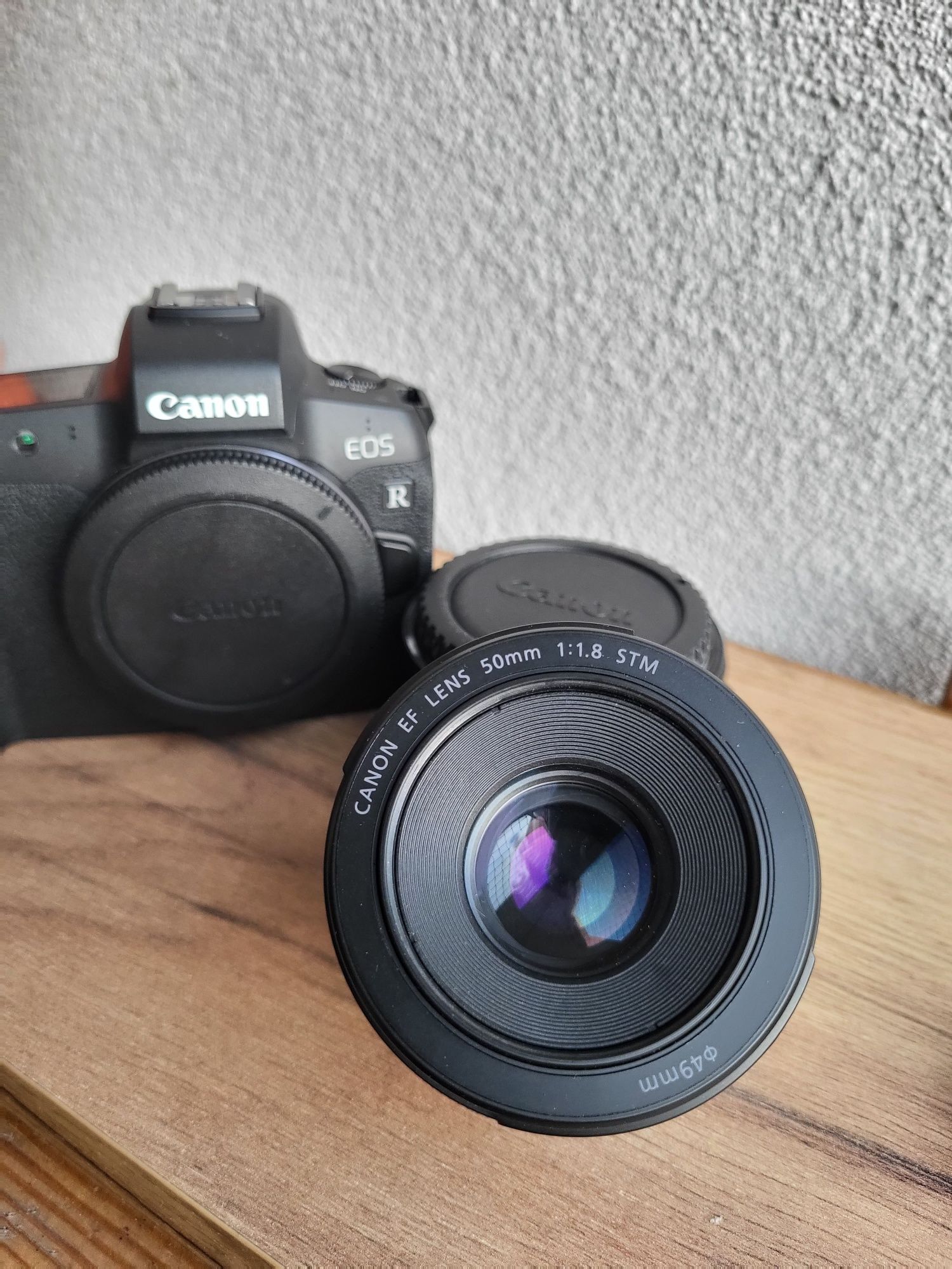 Aparat Canon R + Adapter canon + canon 50mm f1.8