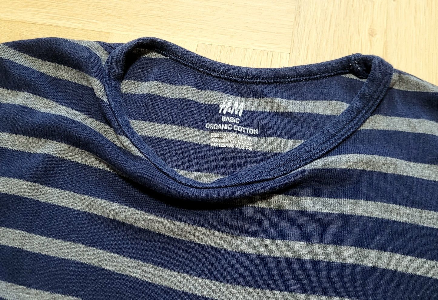 Koszulka bluzka z długim rękawem 128 H&M pasy paski