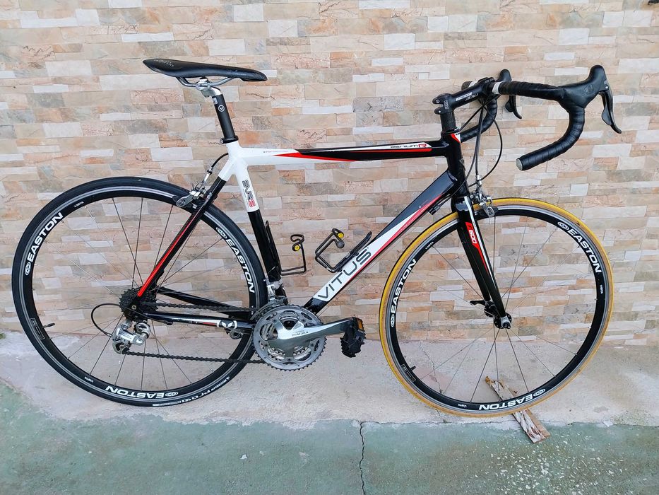 Bicicleta de estrada vitus SVRS zeniun R
