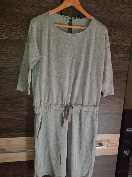 Sukienka dresowa reserved rozm. XL