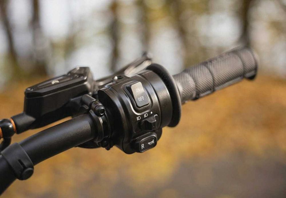 Електро мотоцикл CLOUDED XE PRO S • Електробайк