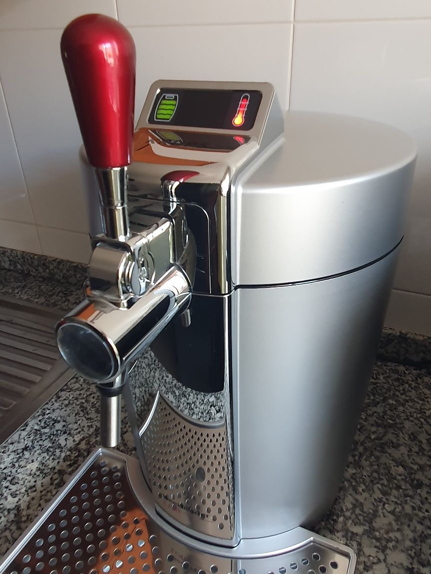 Maquina de cerveja krups Beertender