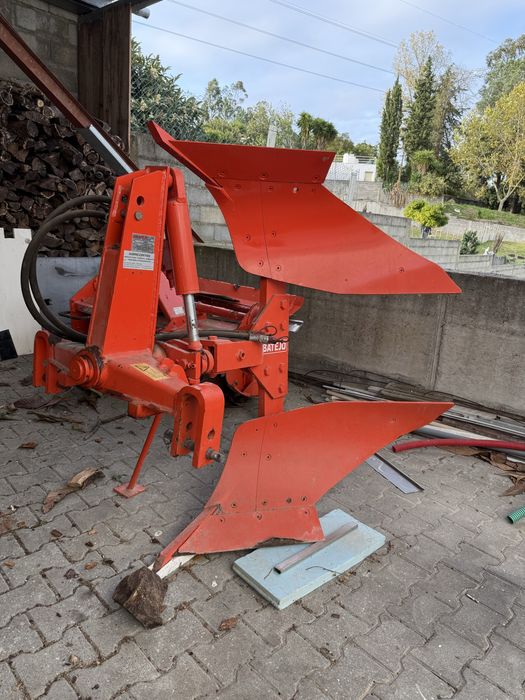 arado reversivel hidraulico