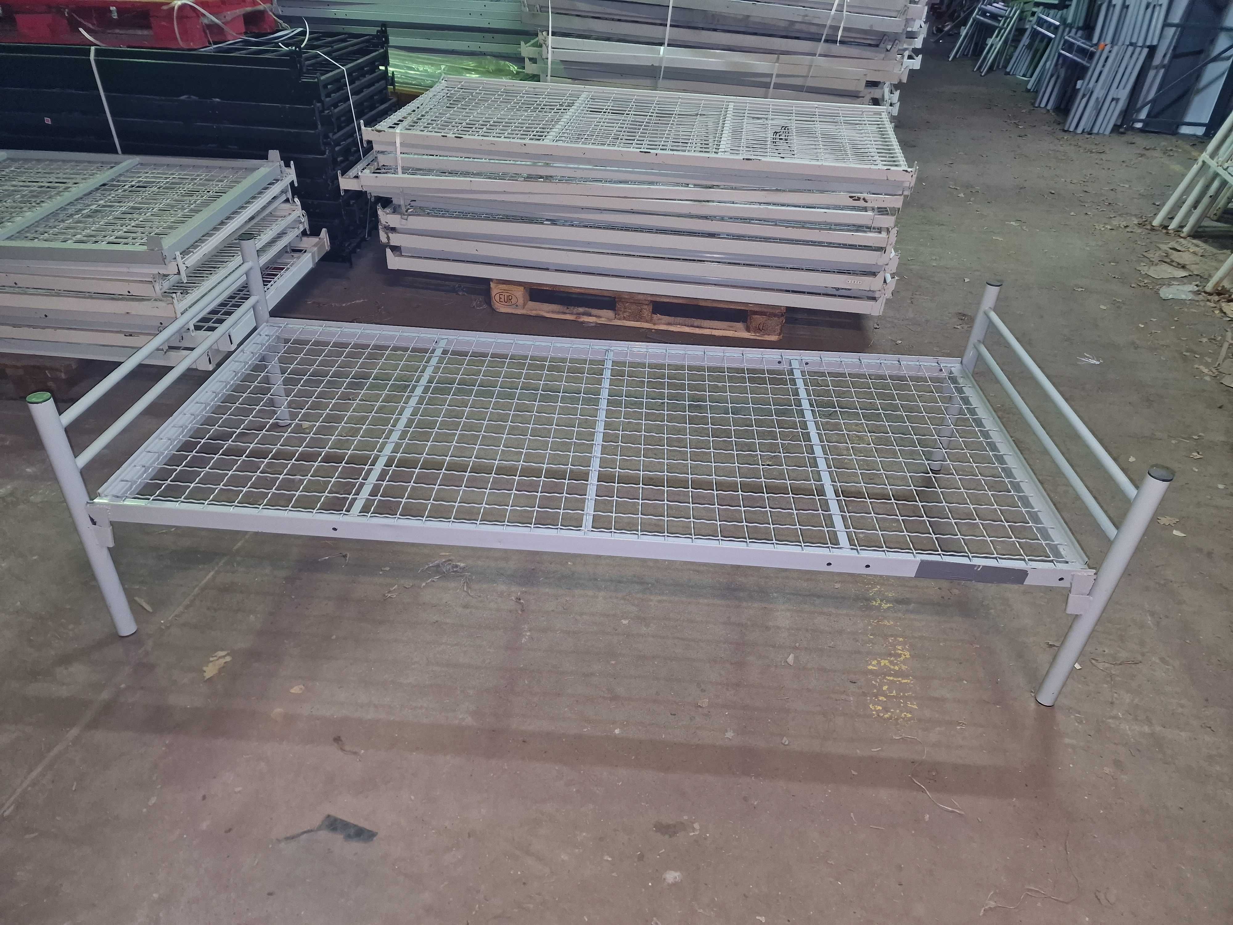 Łóżko metalowe 90x200 pojedyncze do renowacji