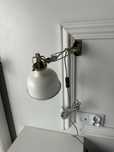Ikea lampa ranarp z klamra kremowy