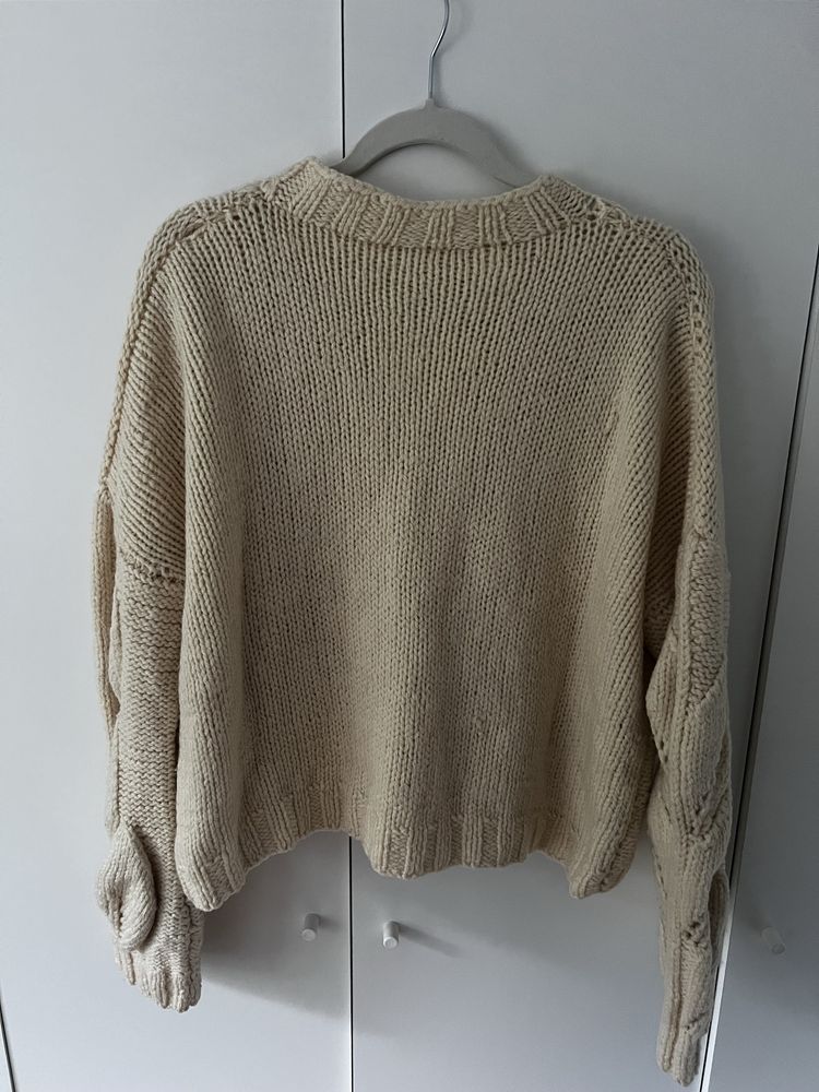 Recznie robiony sweter leaf Finke 100% wełna owcza