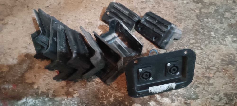 Cantoneira para colunas e espelho