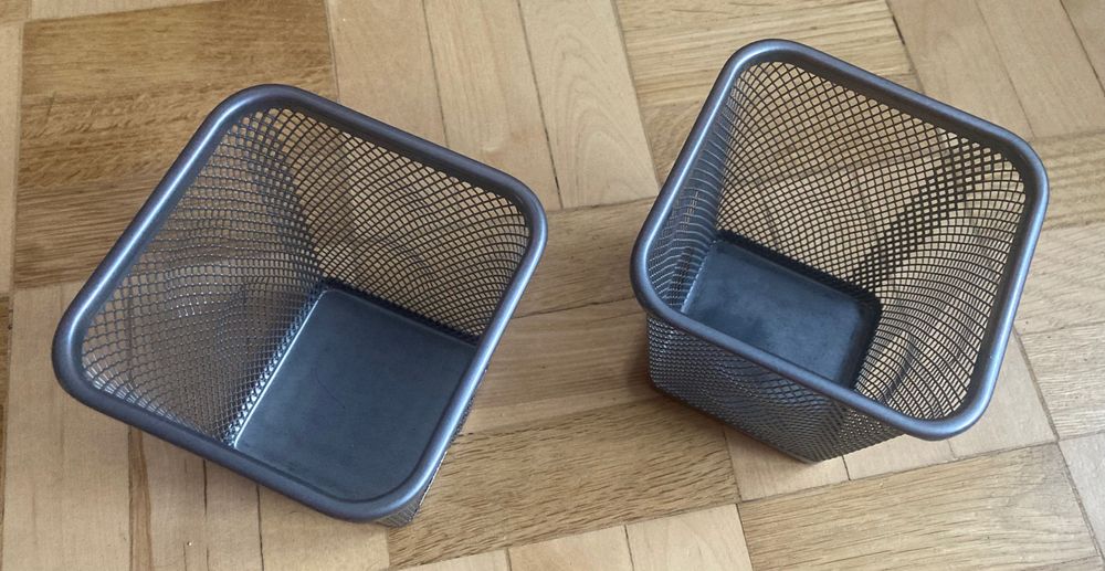 Pojemniki na długopisy  IKEA  2 szt.