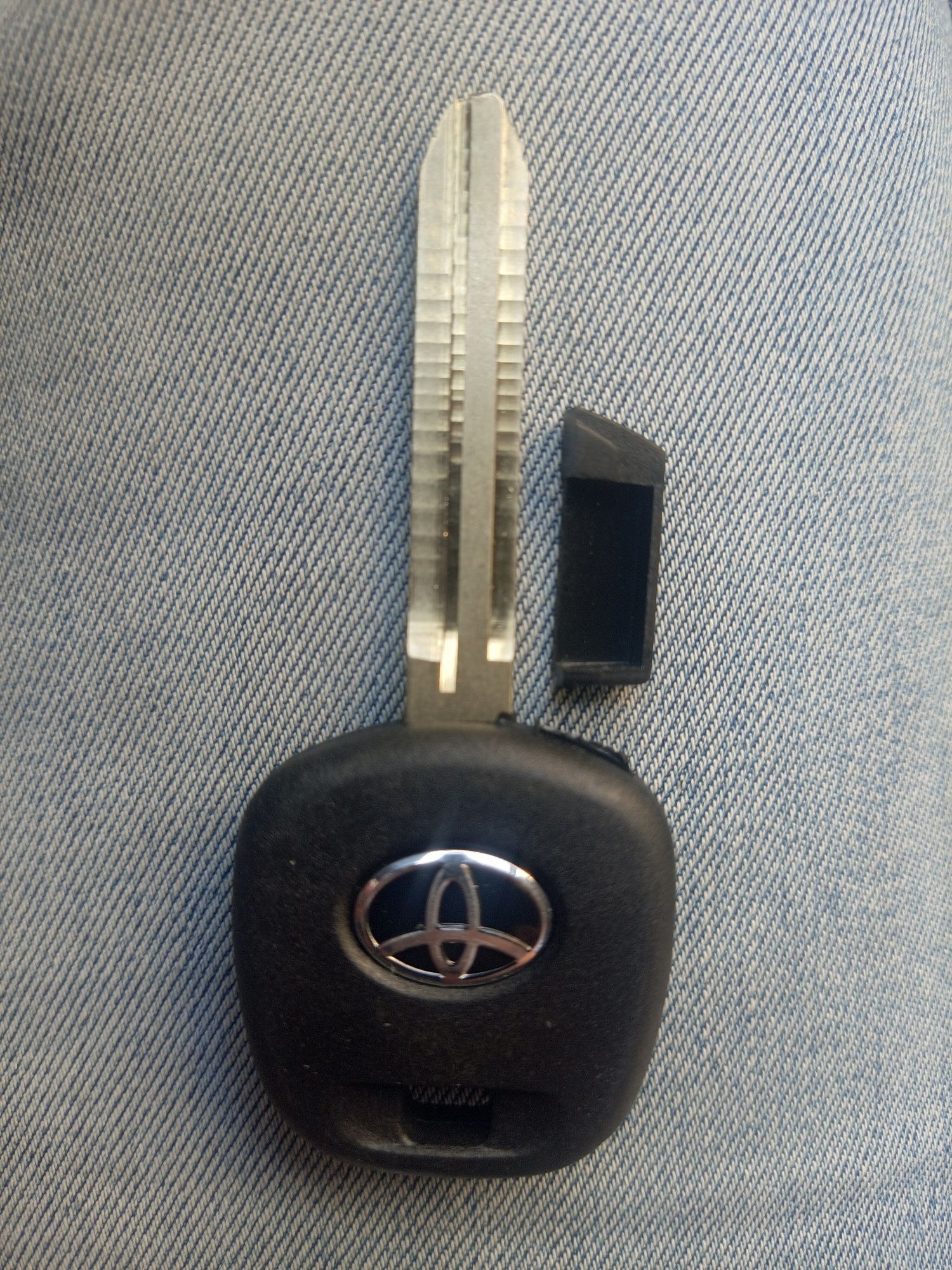 Мастер ключ Toyota TOY 43 под чип( транспондер)