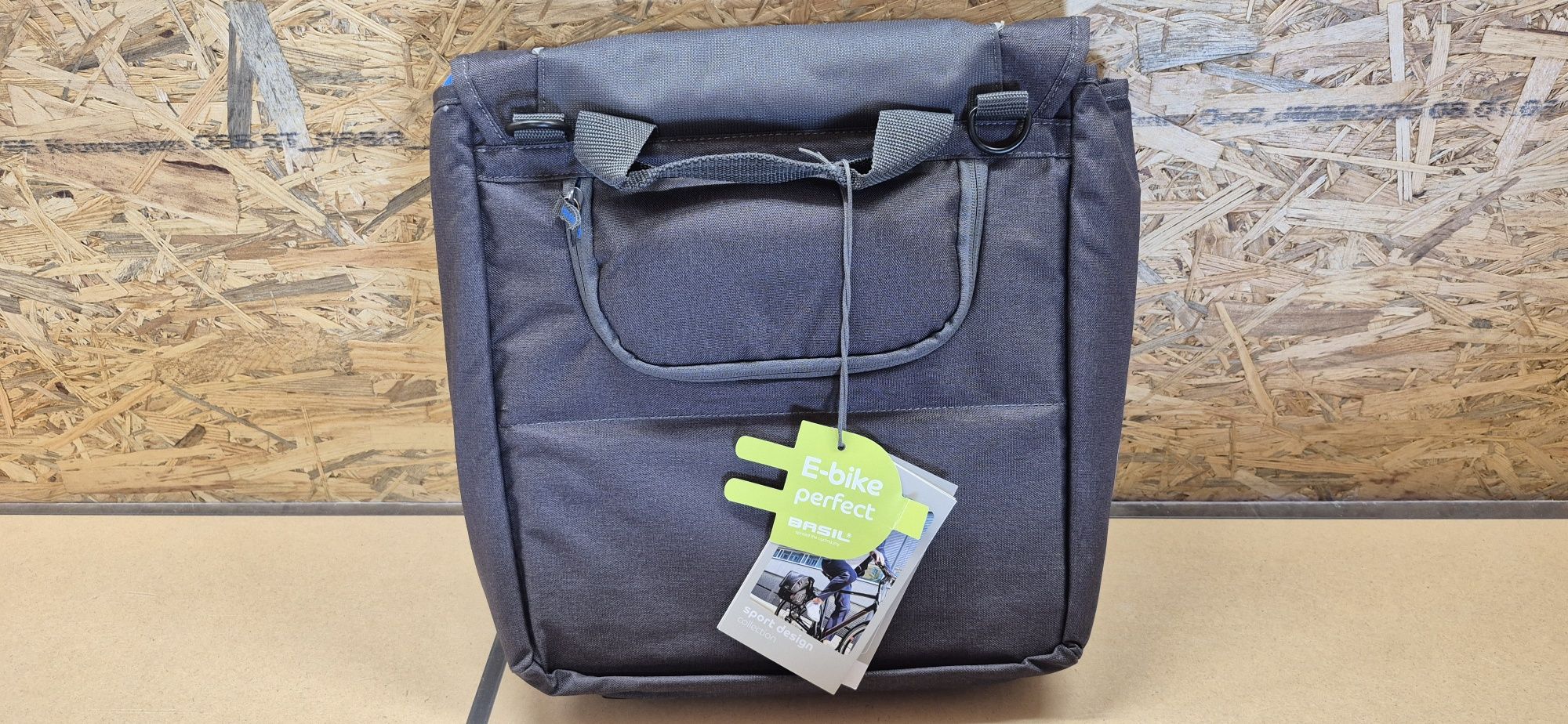 Sakwa rowerowa Basil Sport Design 18L.