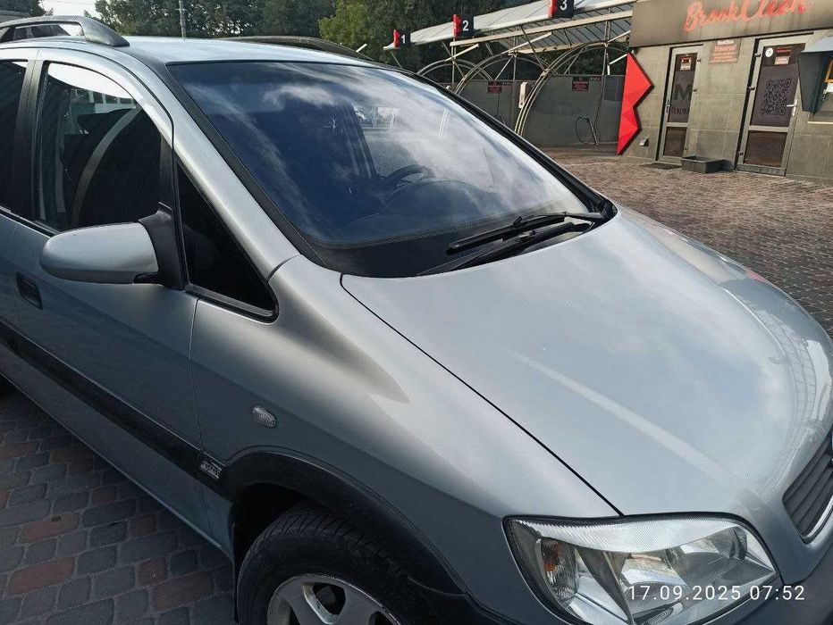 Продам Opel Zafira a1.6 16xel 2000
