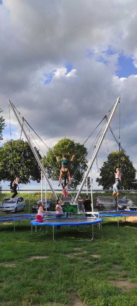 Zamki dmuchane zjeżdżalnie trampoliny - atrakcje dla dzieci wynajem