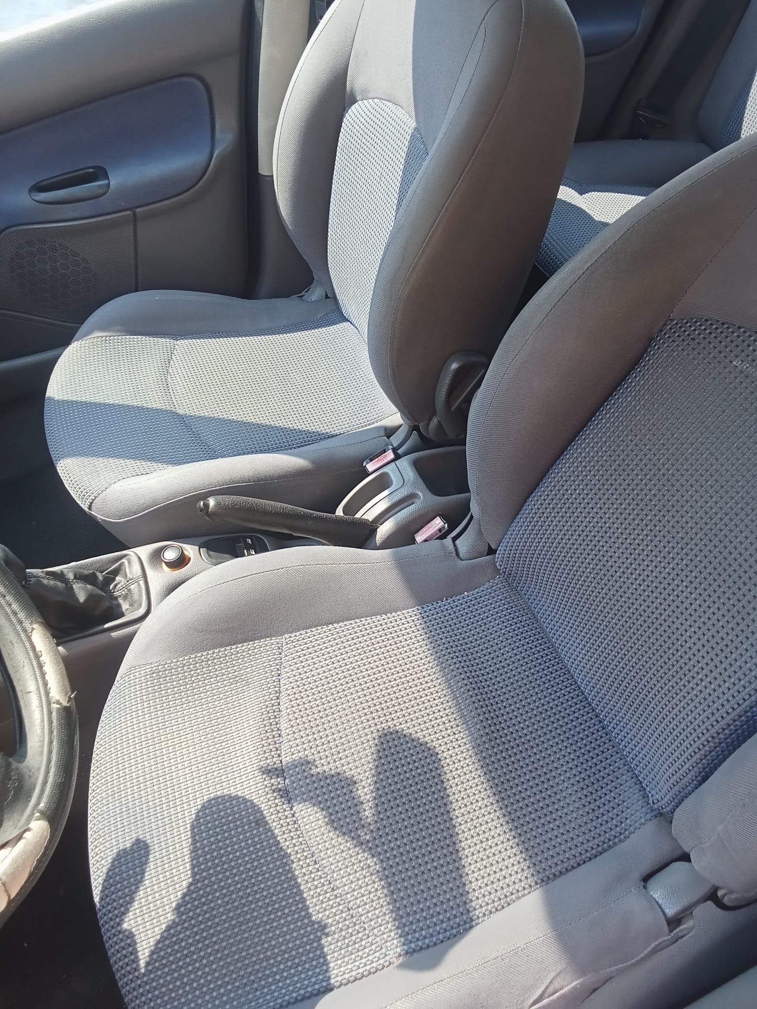 Peugeot 206 com 312978 km