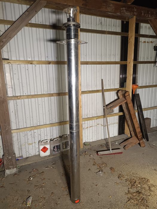 Komin gazowy z daszkiem