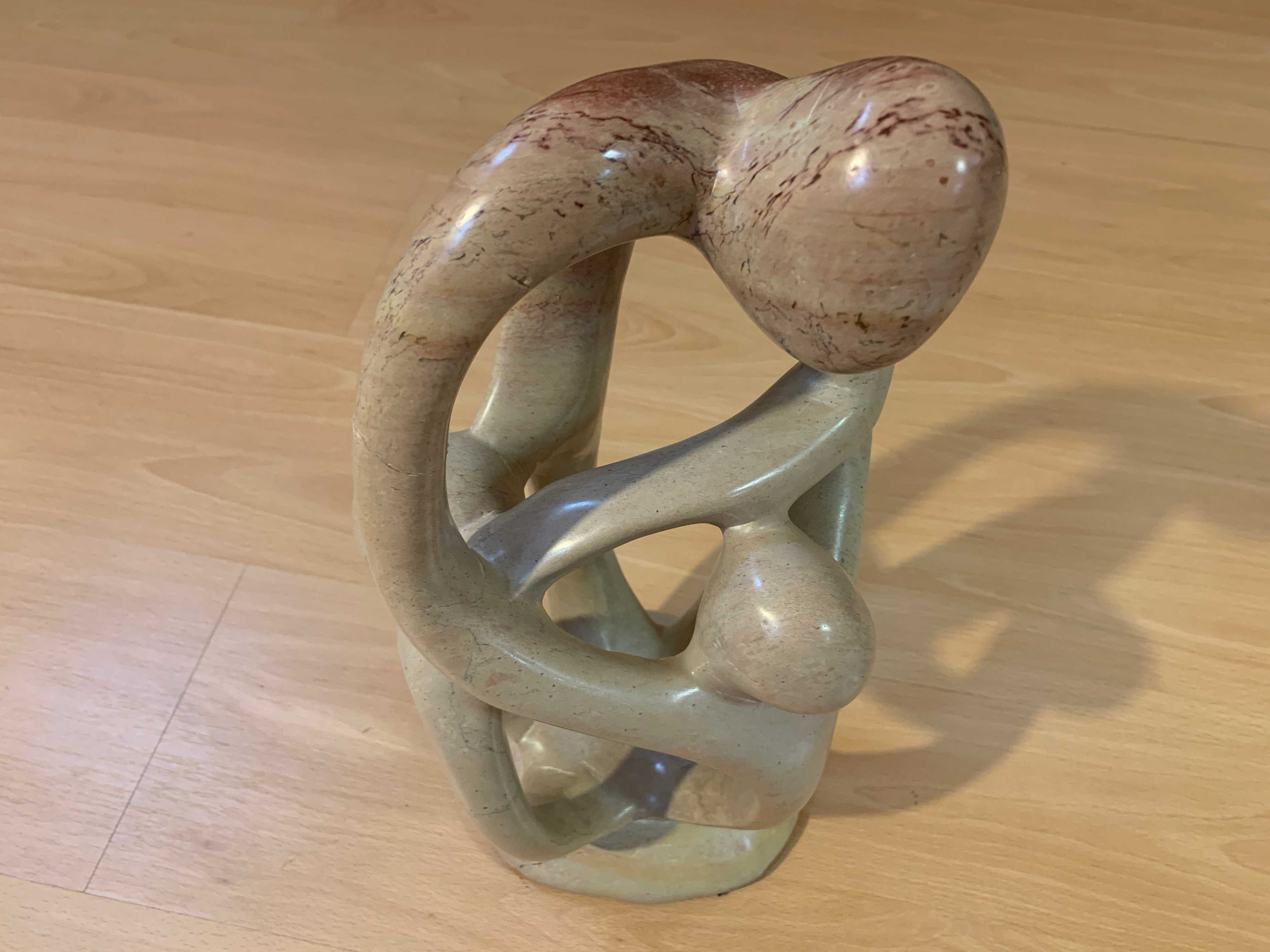 Estatueta em Pedra Manteiga