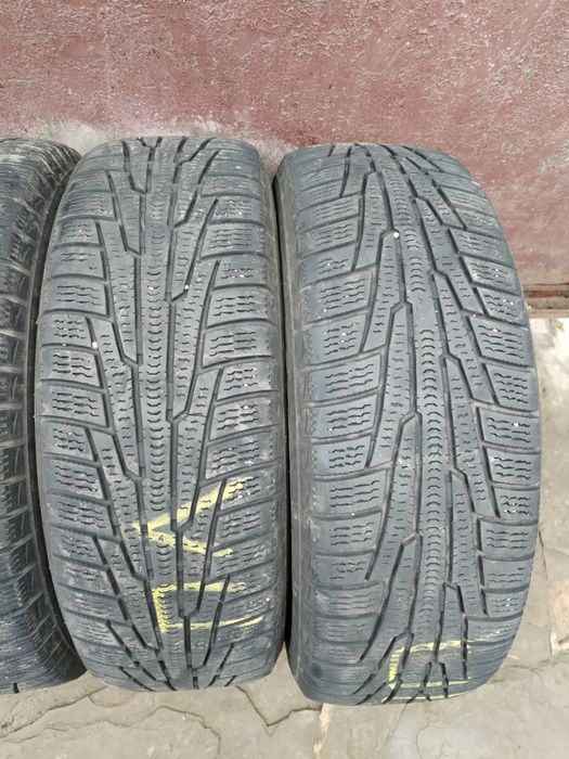Продам резину Nokian Nordman RS2  185/65 R15