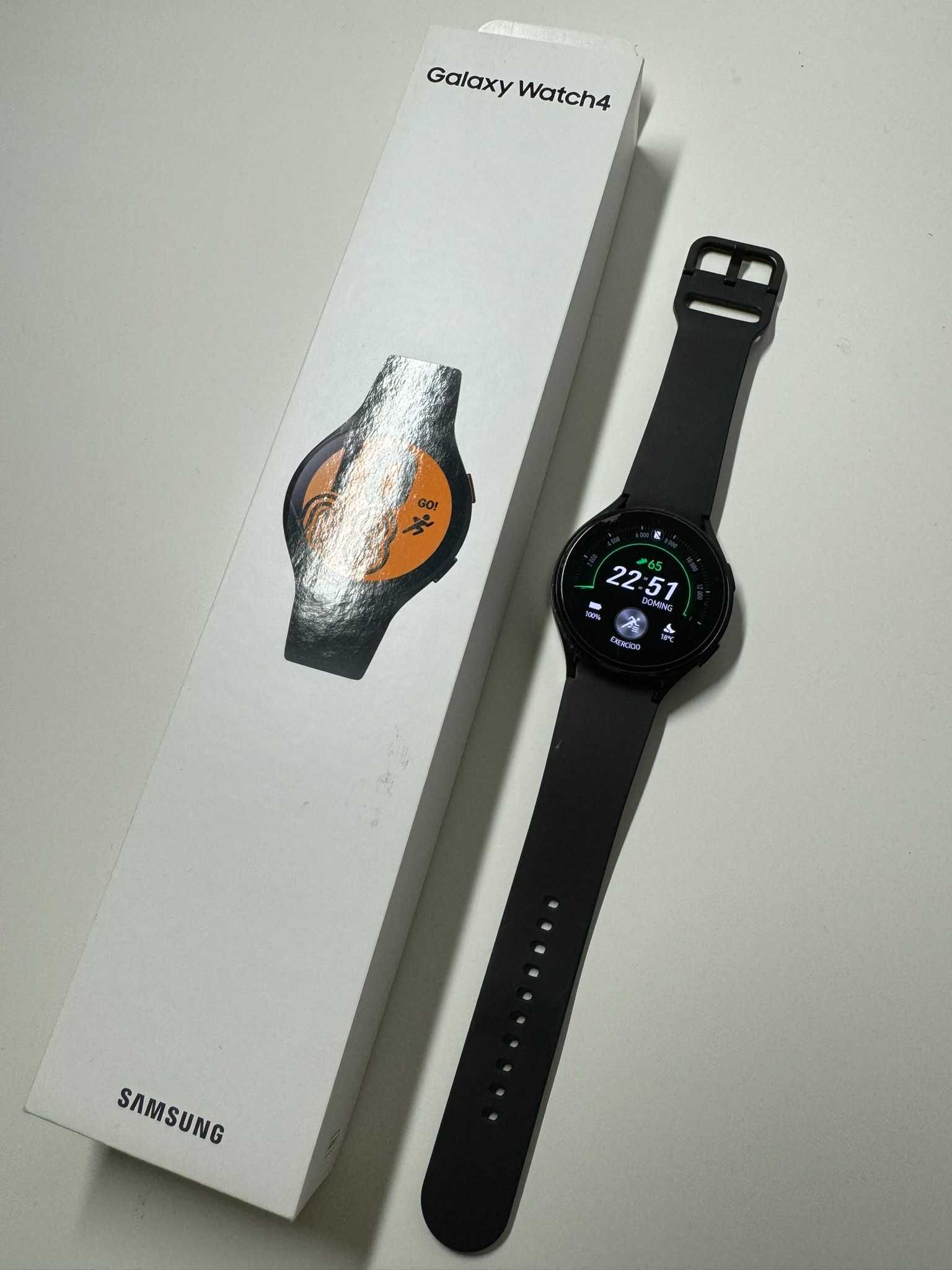 Smartwatch Samsung Galaxy Watch 4 (Vidro estalado)
