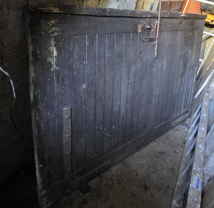 Drzwi garażowe używane