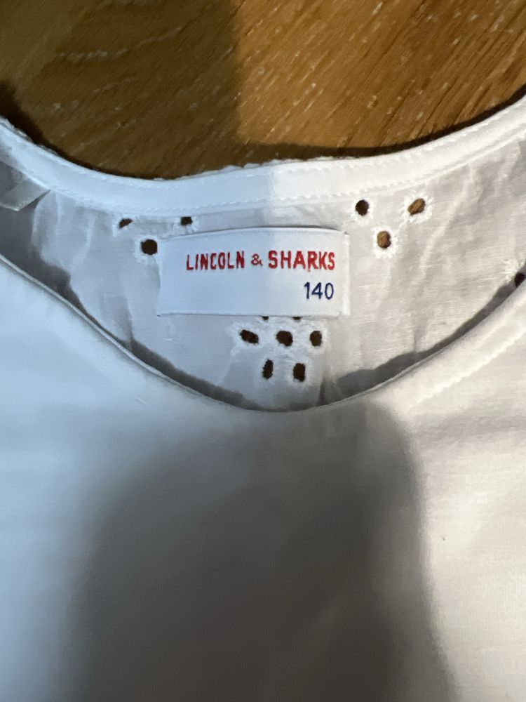 Biała bluzka t-shirt r. 140 cm. Lincoln&sharks (5.10.15)