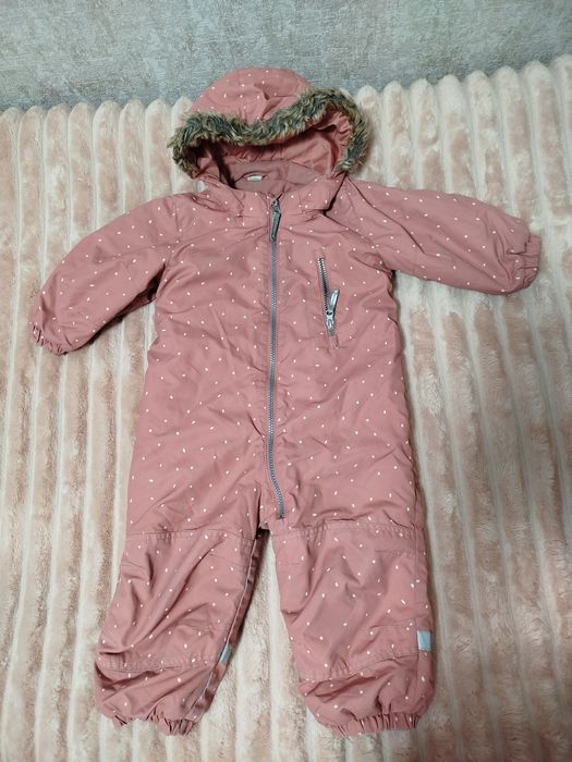 Продам зимовий комбінезон для дівчинки,86