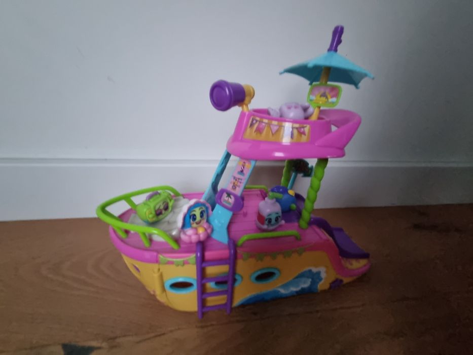 Zestaw figurek MAGIC BOX MojiPops Boat Party Łódź, Łódka PMPSP112IN30