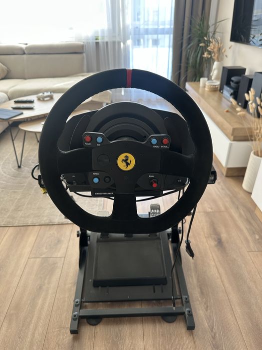Thrustmaster T300 Ferrari Alcantara Edition - stan idealny