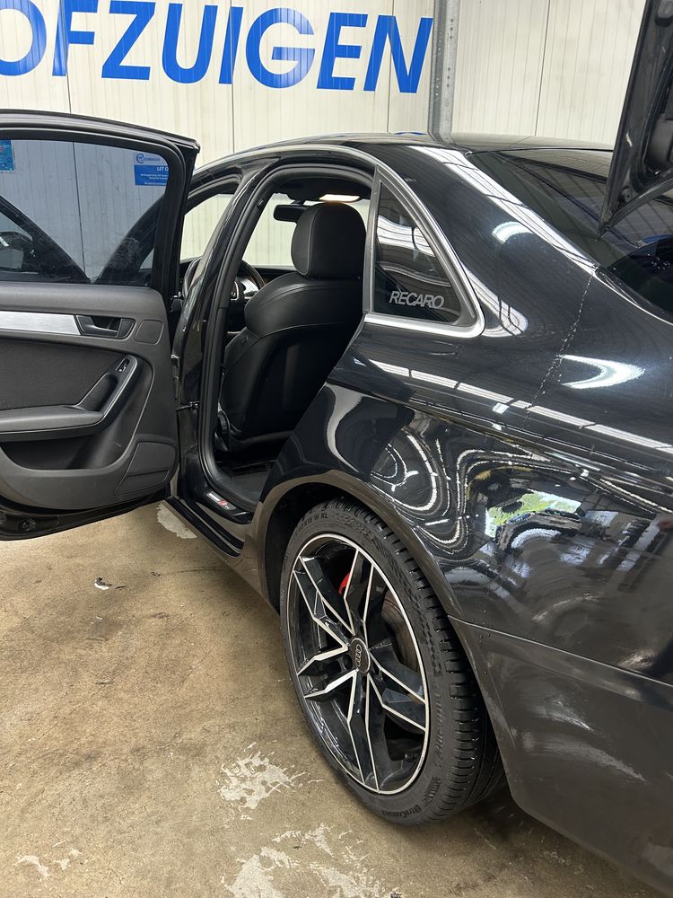 Audi a4 b8 2.0 tfsi