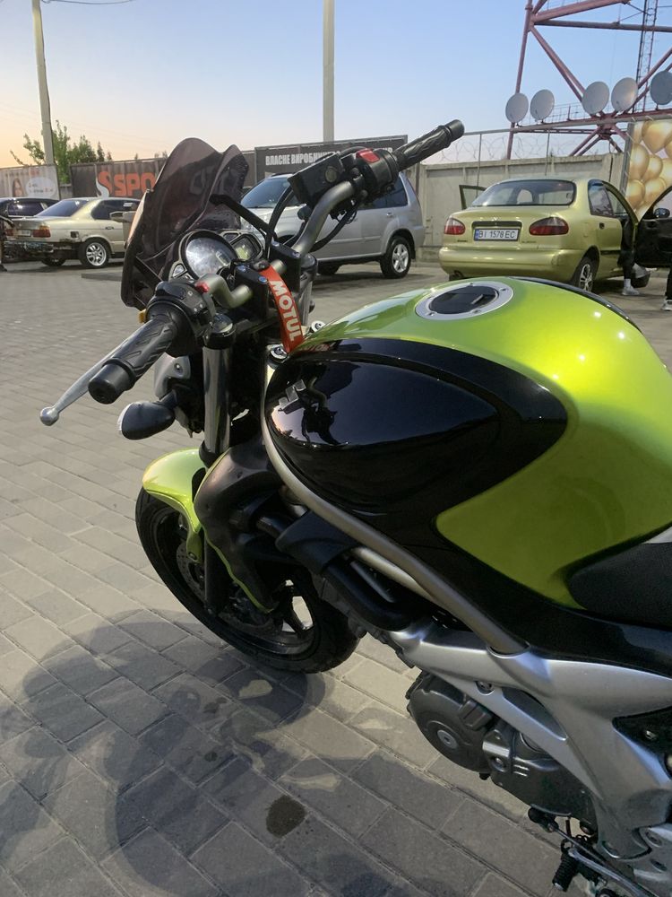 Suzuki gladius 650,sfv,Сузуки гладіус 650