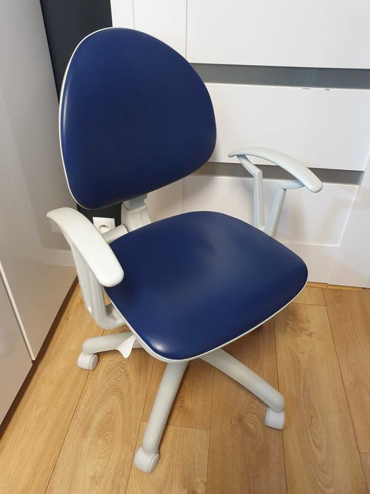 Ergonomiczne krzesło biurowe - Smart White GTP