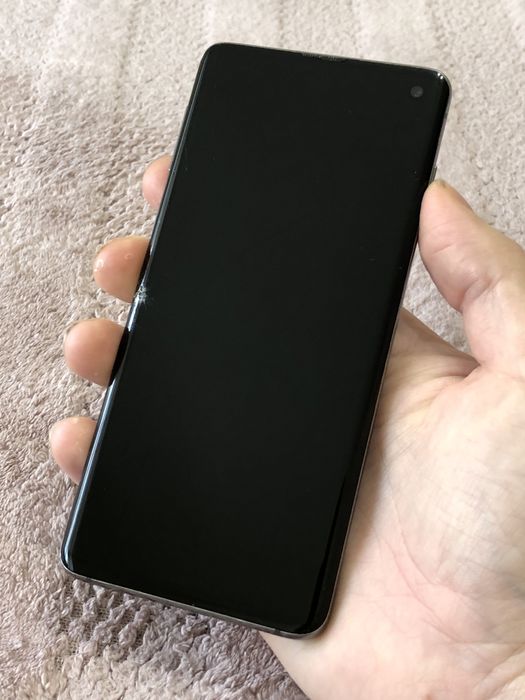 Телефон Samsung Galaxy S10 (Duos)