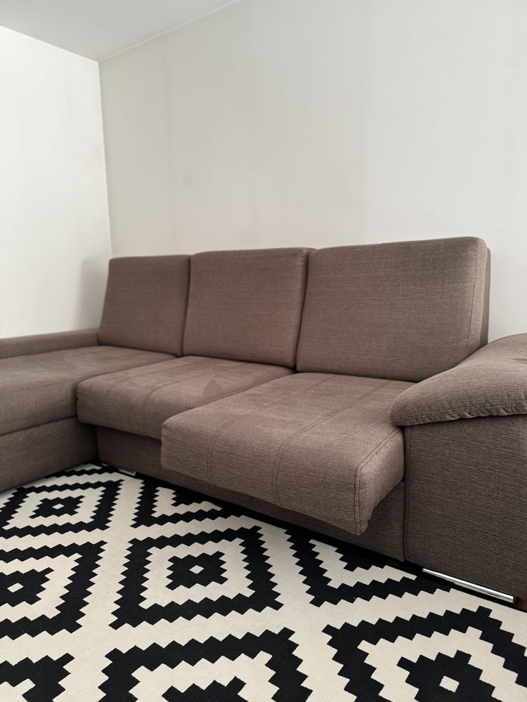 Sofá chaise longue
